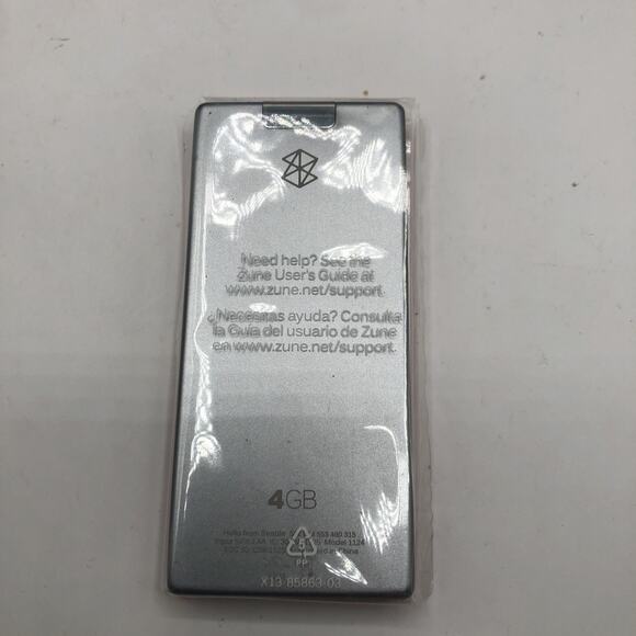 Vintage 2007 Microsoft Zune Media Player - 4GB - Pink English HDWR US Only READ - Picture 3 of 6